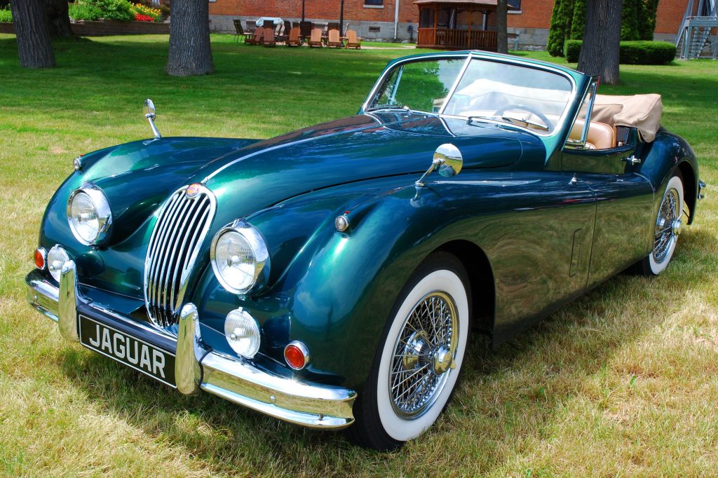 Concours d'Élégance de Chambly 9 et 10 Juillet 2022 Jag-XK-140-1957-1024x682