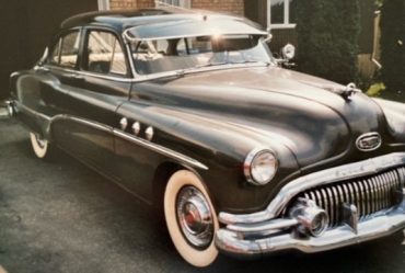 Buick Eight Special 1951 - Voitures Anciennes Du Québec Inc. (VAQ)